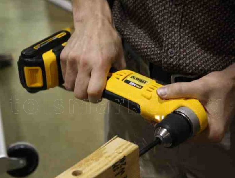 Ъглов акумулаторeн винтоверт/бормашина DeWALT DCD740C1 